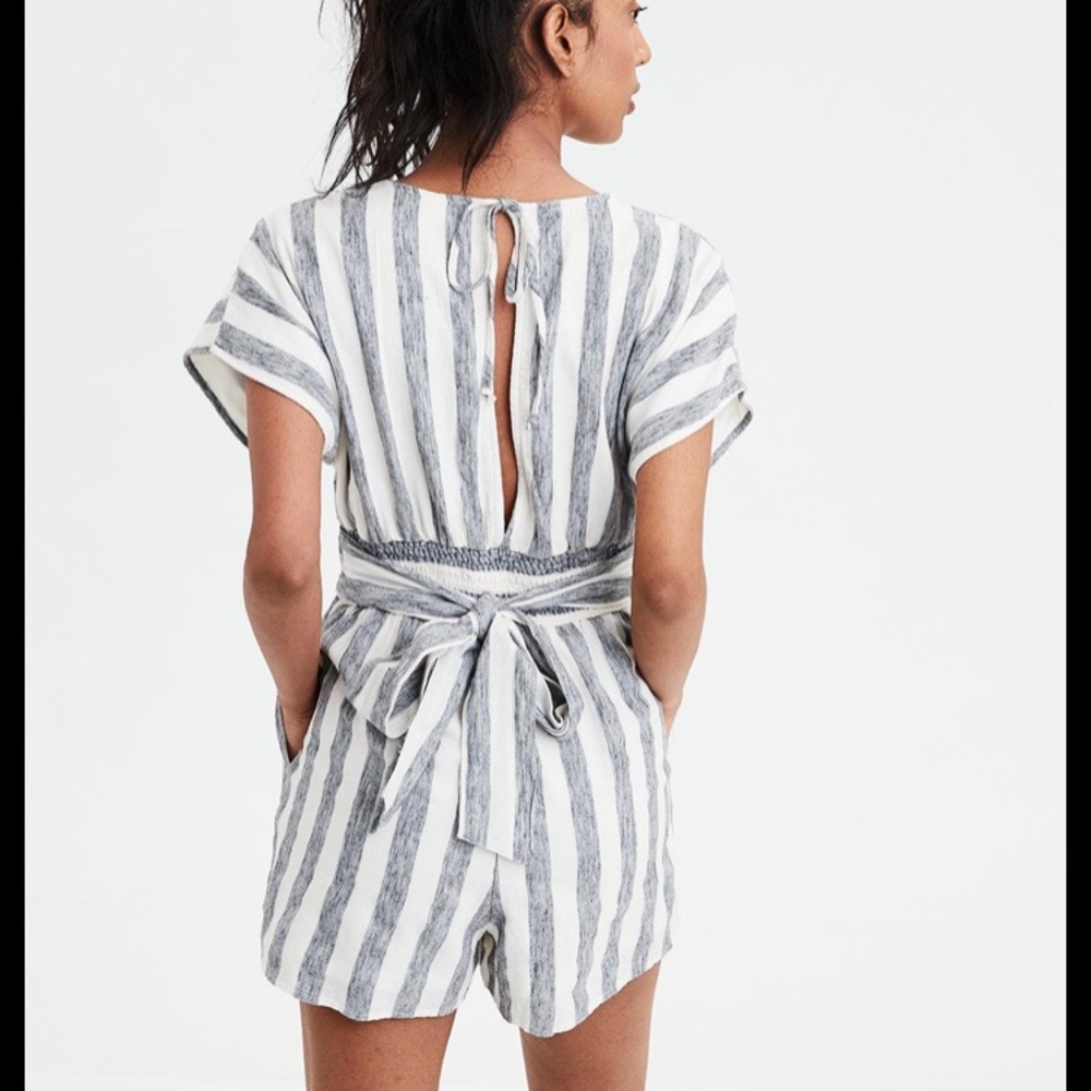 AE Kimono Sleeve Open-Back Striped Romper Size M